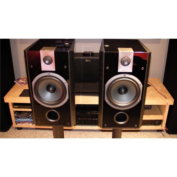 Focal Chorus 806 V 2-Yollu Bass-Reflex Raf Tipi Hoparlör