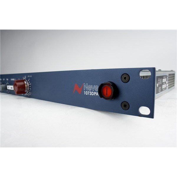 AMS Neve 1073DPA 2 Kanal Stereo Mikrofon Preamplifikatörü