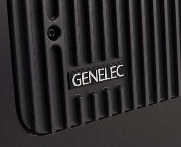 Genelec 7040APM Aktif Stüdyo Subbass 6.5 inç 50W Siyah