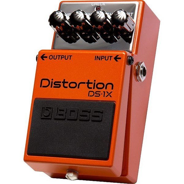 Boss DS-1X Distortion Pedalı