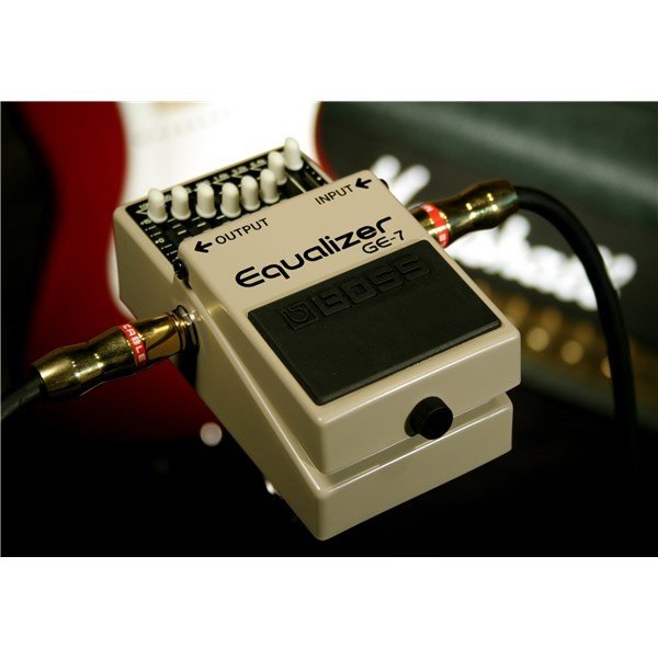 Boss GE-7 Equalizer Compact Pedalı