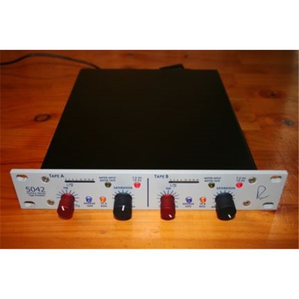 Rupert Neve 5042 Dual Tape Emulation Mikrofon Preamplifikatörü