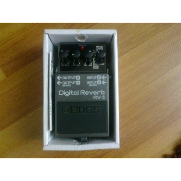 Boss RV-5 Digital Reverb Compact Pedal