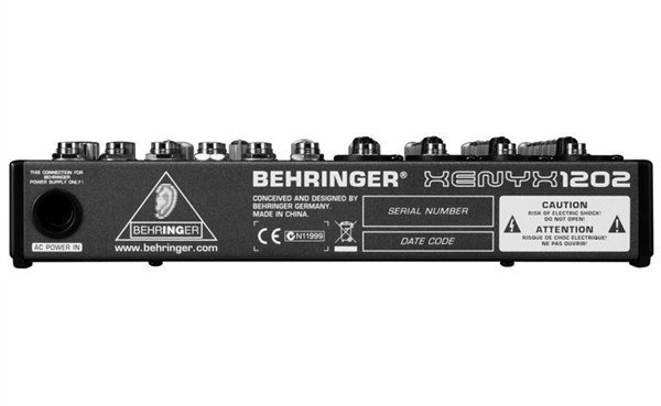 Behringer XENYX 1202 12 Kanal Deck Mikser