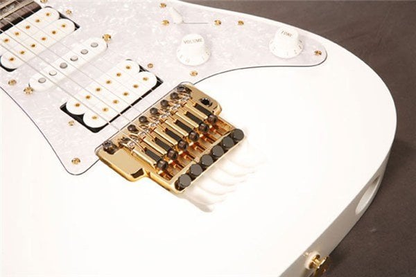 Ibanez JEM7V WH Elektro Gitar