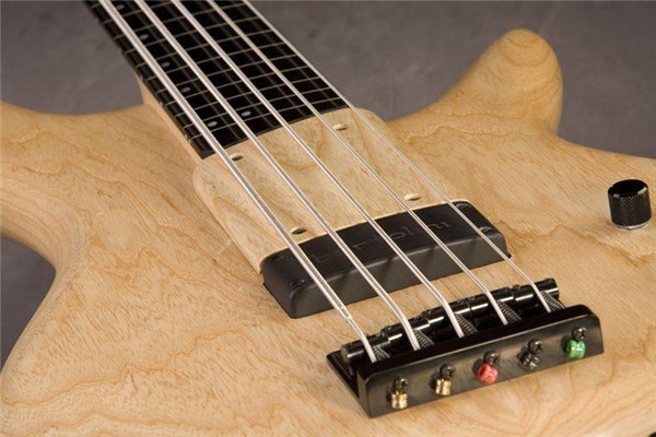 Ibanez GWB1005 NTF 5 Telli Bas Gitar