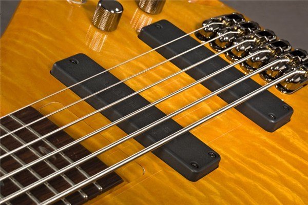Ibanez GVB1006 AM 6 Telli Bas Gitar