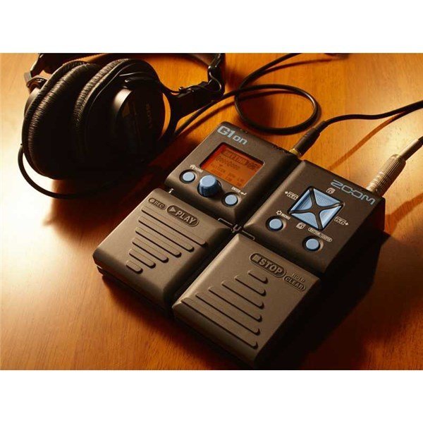 Zoom G1on Elektro Gitar Efekt Prosesörü