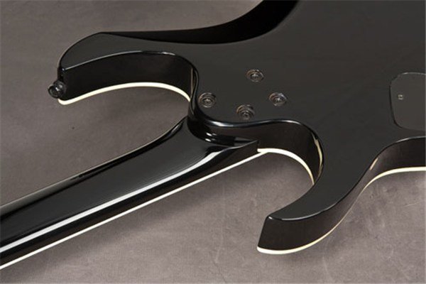 Ibanez MTM2 BK Elektro Gitar