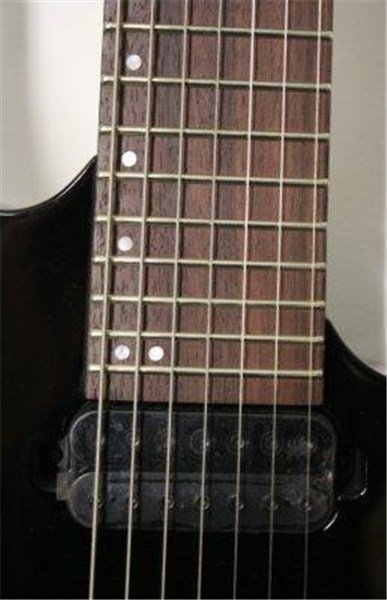 Ibanez - RG827Z BK