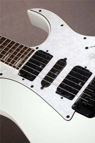 Ibanez RG350DXZ WH Elektro Gitar