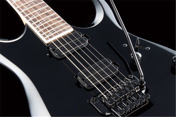 Ibanez RGD320Z BK Elektro Gitar