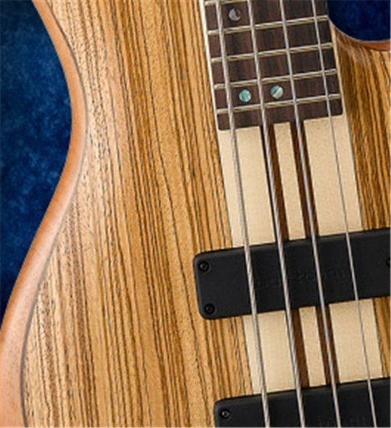 CORT - A4 CUSTOM Z OPN