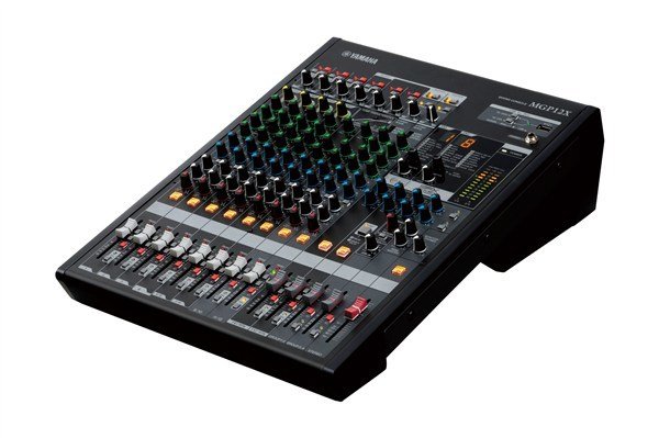 Yamaha MGP12X 12 Kanal Deck Mikser