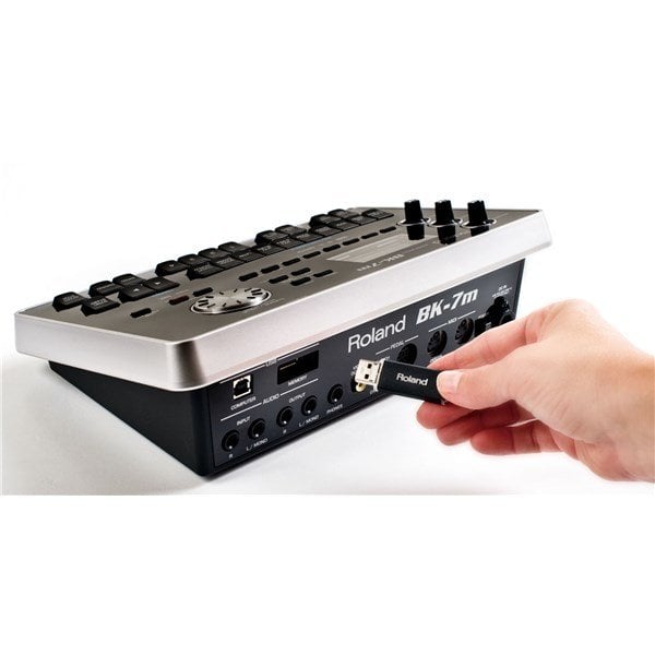 Roland BK-7M