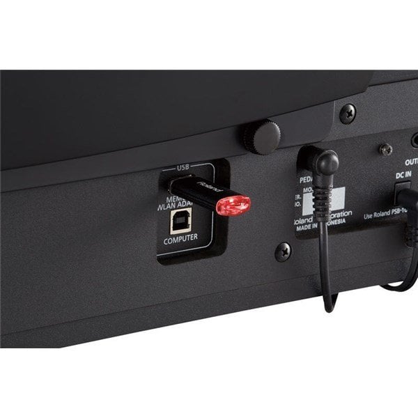 Roland F-20 CB Stage Piyano