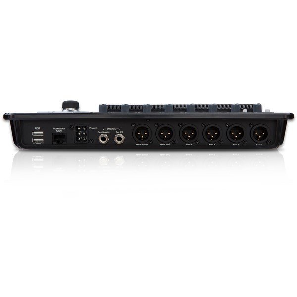 Qsc Touchmix-8 - 8 Mono 2 Stereo Dijital Mikser