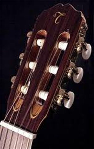 Takamine TC132SC Cutaway Elektro Klasik Gitar