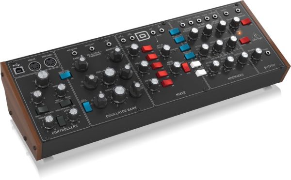 Behringer MODEL D Analog 3 VCO'lu Synthesizer