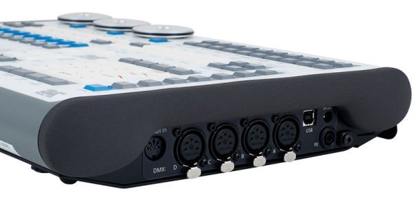 Avolites Titan Mobile Light Control Mixer