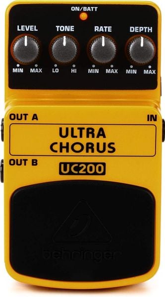 Behringer UC200 Ultra Üstün Koro Efekt Pedalı