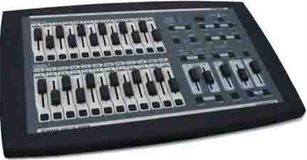 High Lline DC 1224 Işık Kontrol Masası
