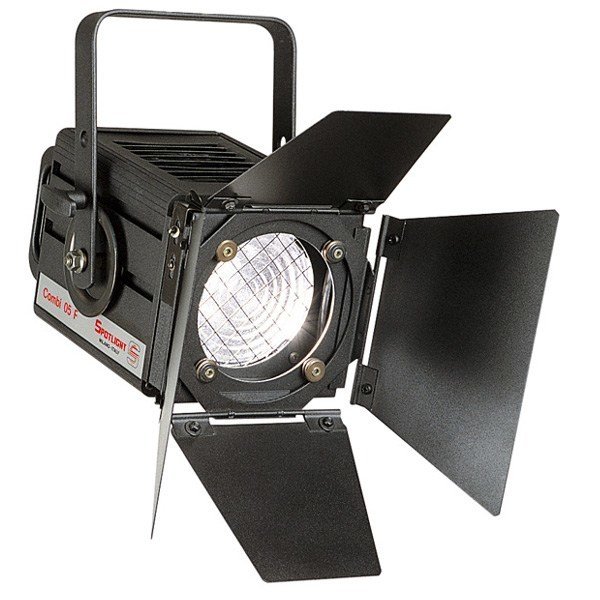 Spotlight COM 05 F - 7-62 Derece 500-650W Fresnel Spot Işık