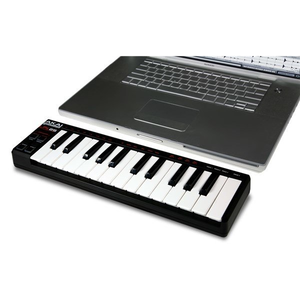 Akai LPK25 Usb Midi Kontroller