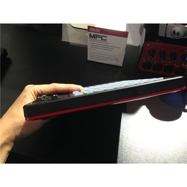 Akai APCMINI Müzik Prodüksiyonu Kontrol Cihazı