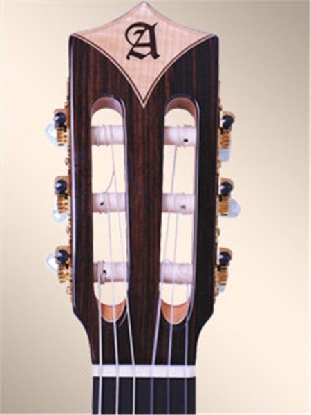 Alhambra Cs-1Cwe2 Crossover El Yapımı Elektro Klasık Gitar