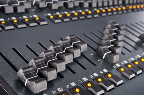 Zero 88 FLX S48 - 1024 Ch Işık Kontrol Konsolu