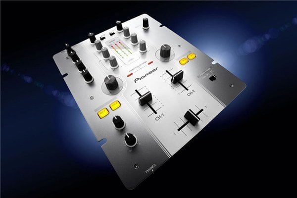 Pioneer Djm 250 S (Gümüş) İki Kanal Dj Mikser